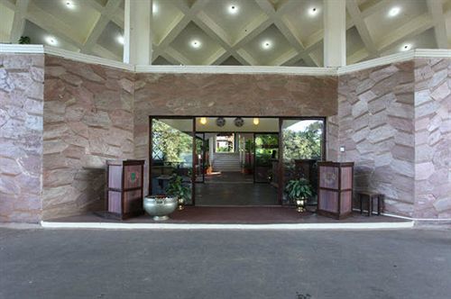 The Dukes Retreat Khandala 5*