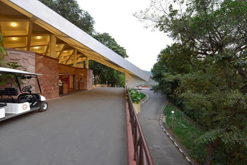 The Dukes Retreat Khandala सहारा 5*